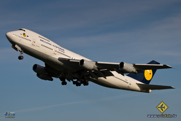 Boeing 747-230B
