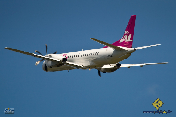 Saab 2000