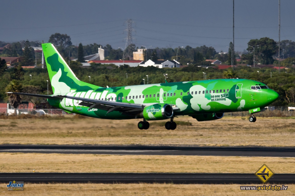 Boeing 737-4S3