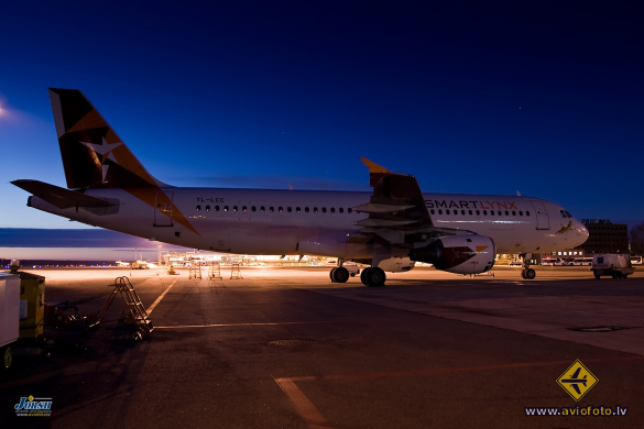Airbus A320-211