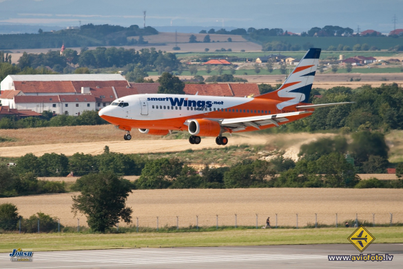 Boeing 737-522