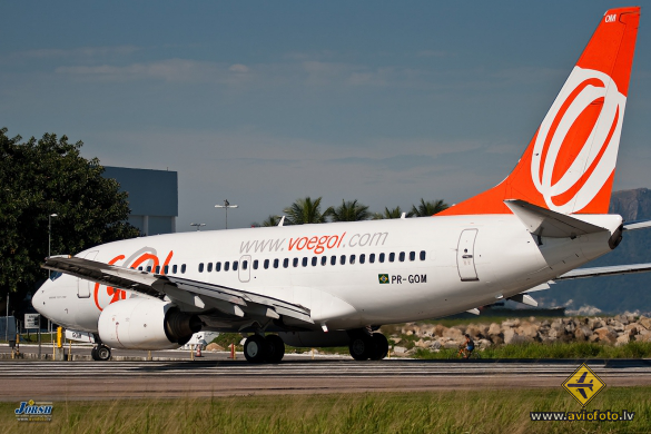 Boeing 737-76N