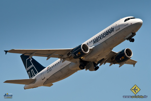Airbus A320-214