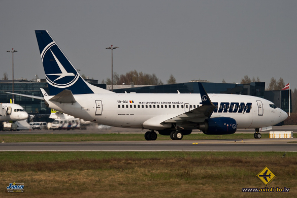 Boeing 737-78J