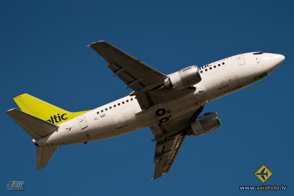 Boeing 737-53S