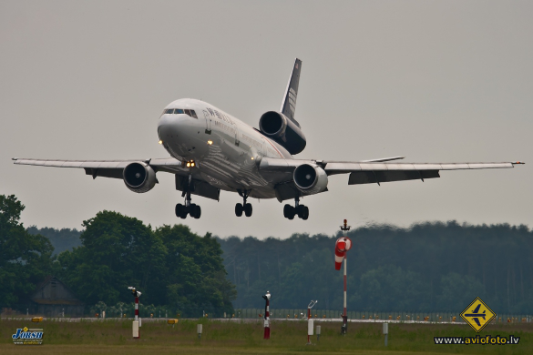 McDonnell Douglas DC-10-30