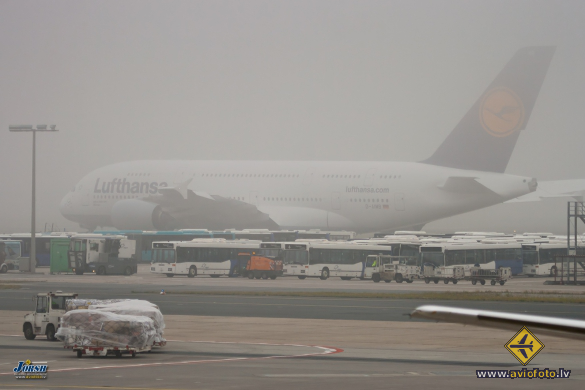 Airbus A380-841