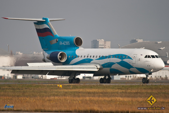 Yakovlev Yak-42D