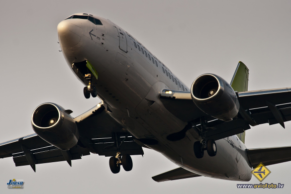 Boeing 737-53S
