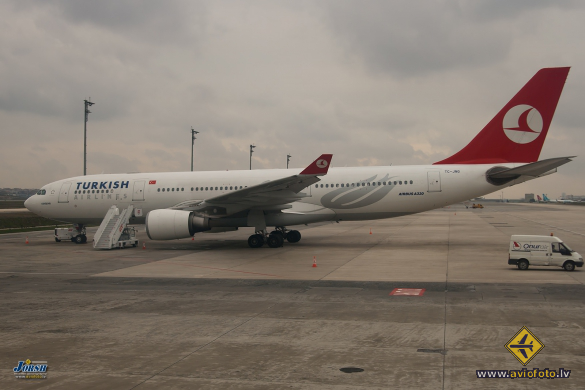 Airbus A330-203