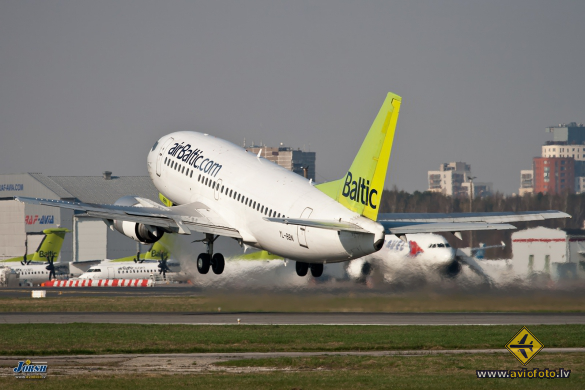 Boeing 737-522