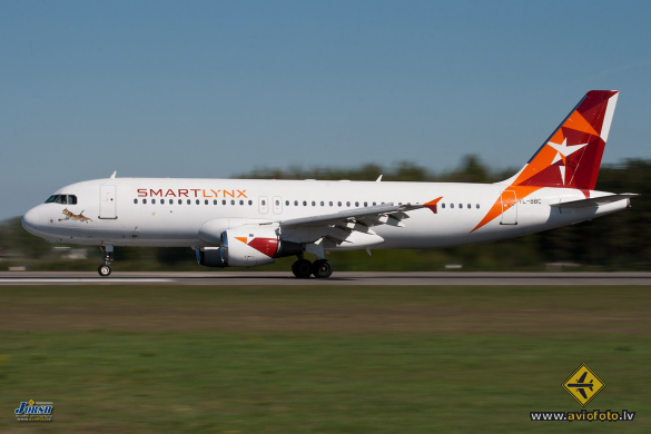 Airbus A320-211