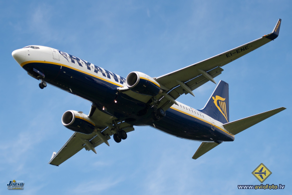 Boeing 737-8AS