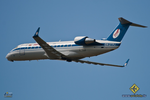 Bombardier CRJ-200ER (CL-600-2B19)