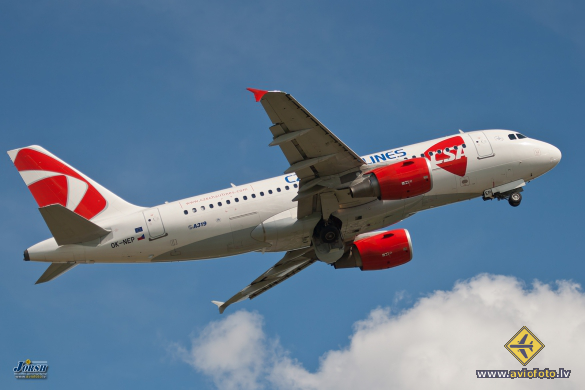 Airbus A319-112