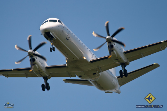 Saab 2000