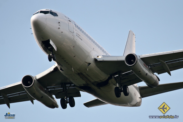 Boeing 737-2K3/Adv