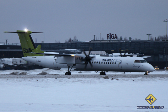 Bombardier DHC-8-402 Q400