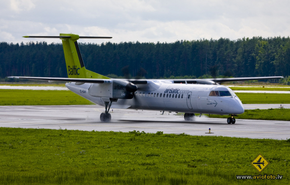 Bombardier DHC-8-402 Q400
