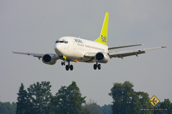 Boeing 737-53S