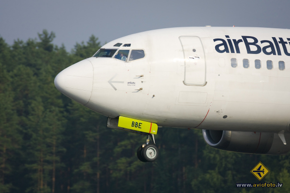 Boeing 737-53S