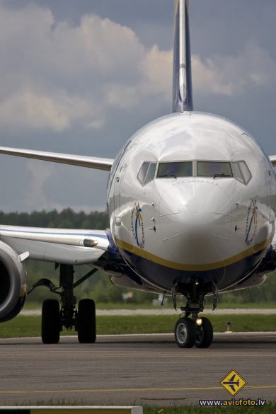 Boeing 737-8AS