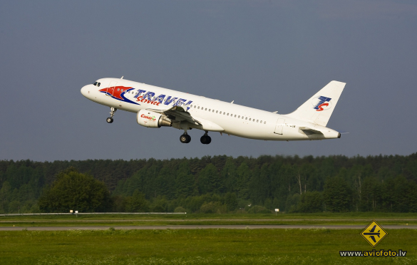 Airbus A320-211