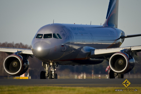 Airbus A319-111
