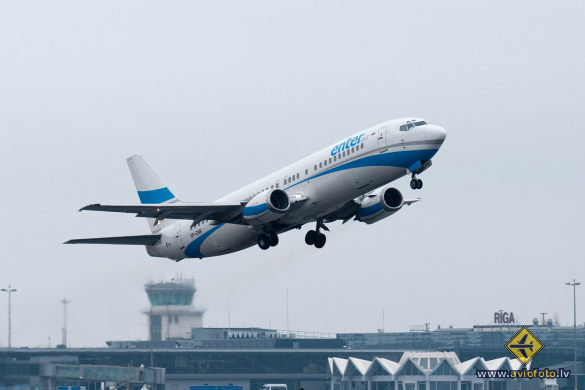 Boeing 737-4Q8