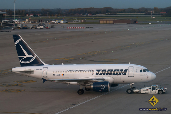 Airbus A318-111