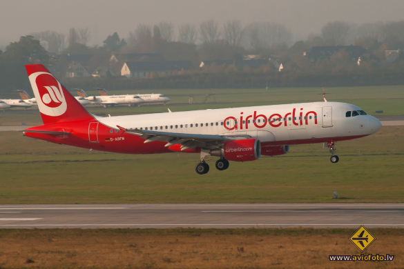 Airbus A320-214