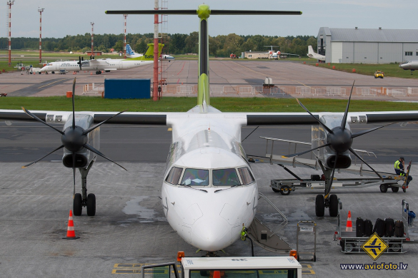 Bombardier DHC-8-402 Q400
