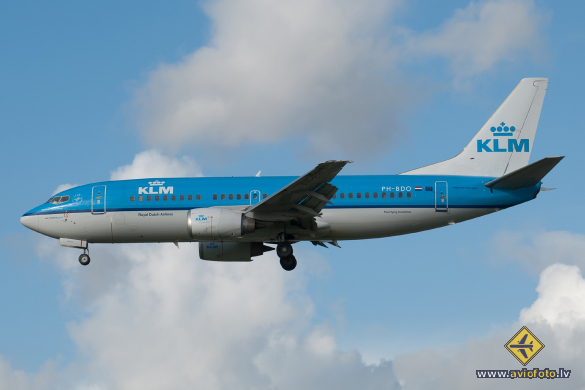 Boeing 737-306