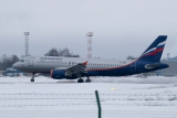 Airbus A320-214