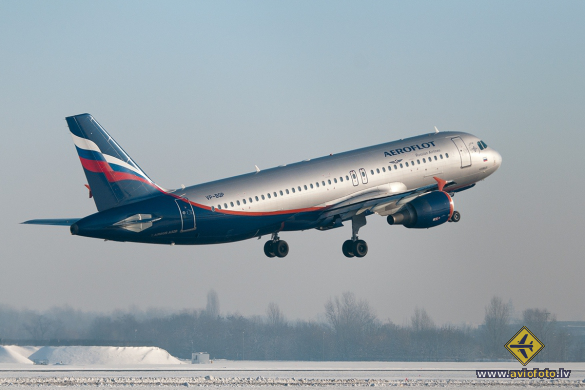 Airbus A320-214