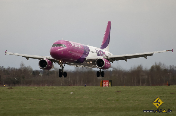 Airbus A320-232