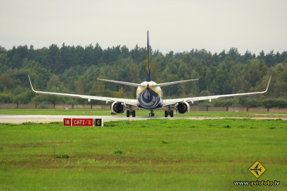 Boeing 737-8AS