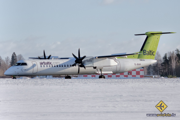 Bombardier DHC-8-402 Q400