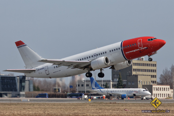 Boeing 737-3Y0