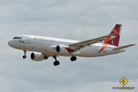Airbus A320-211