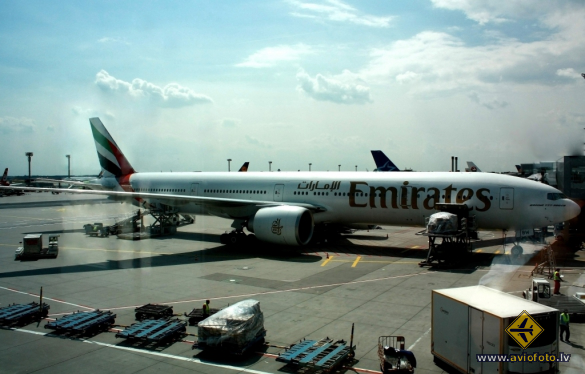 Boeing 777-31H/ER