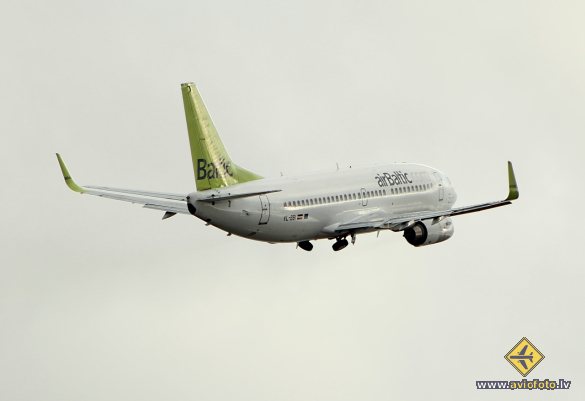 Boeing 737-33A
