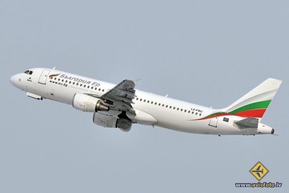 Airbus A320-214