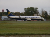 Boeing 737-8AS