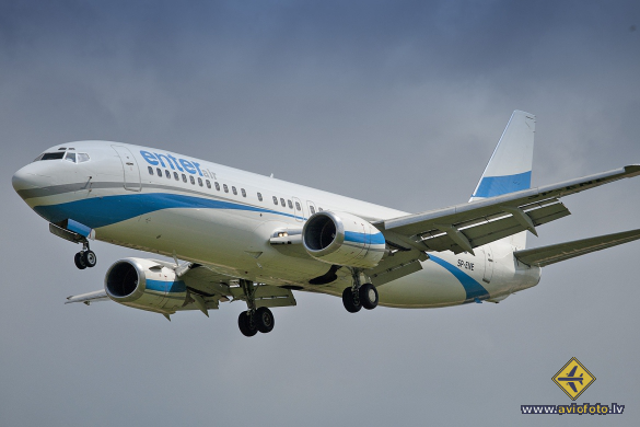 Boeing 737-4Q8