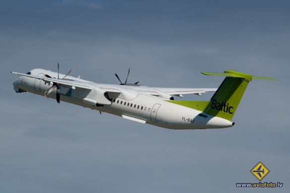 Bombardier DHC-8-402 Q400