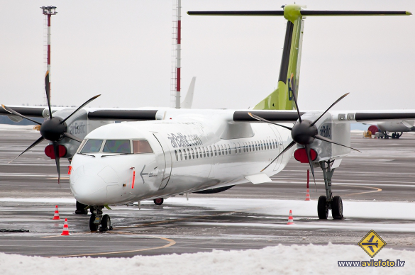 Bombardier DHC-8-402 Q400
