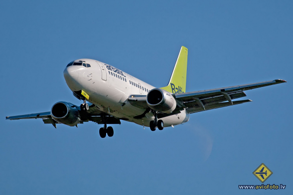 Boeing 737-522