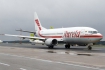 Boeing 737-382