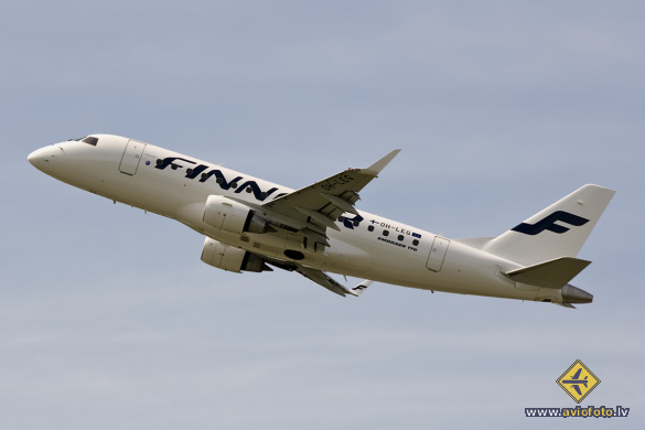 Embraer 170STD (ERJ-170-100STD)